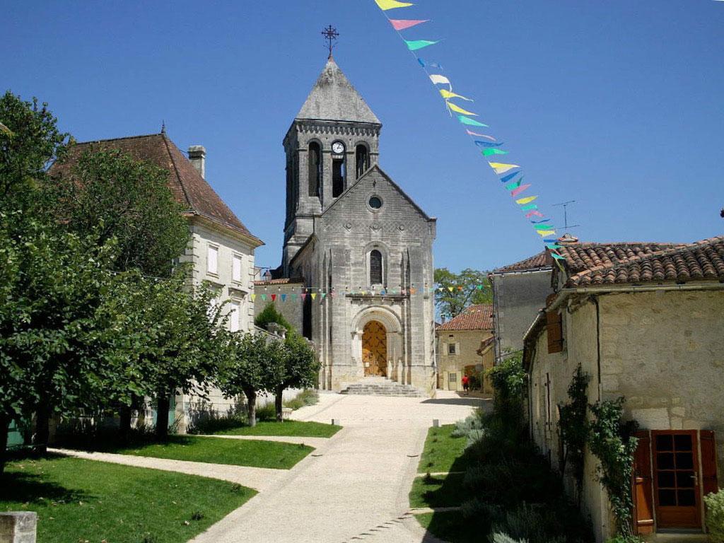 Au Pied Du Chateau Bourdeilles Exterior photo